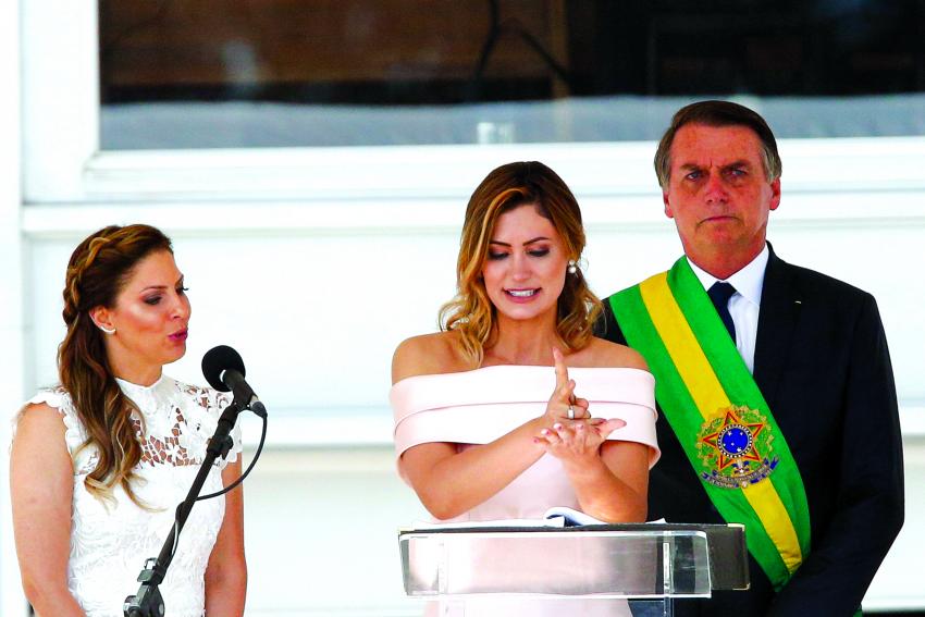 Bird Box, Michelle Bolsonaro e a atenção às pessoas com necessidades especiais