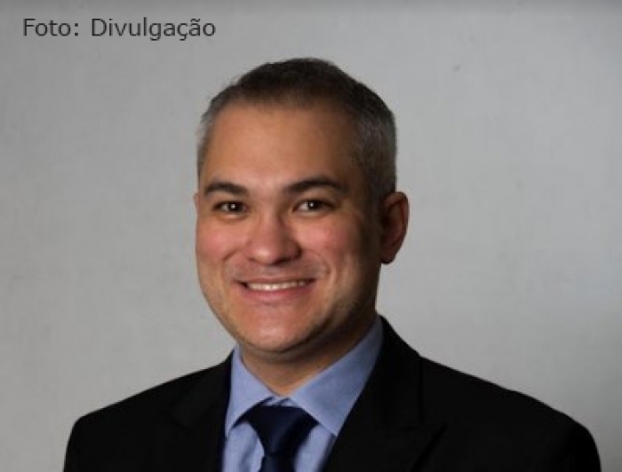 Médico especialista fala sobre a importância do diagnóstico precoce do retinoblastoma
