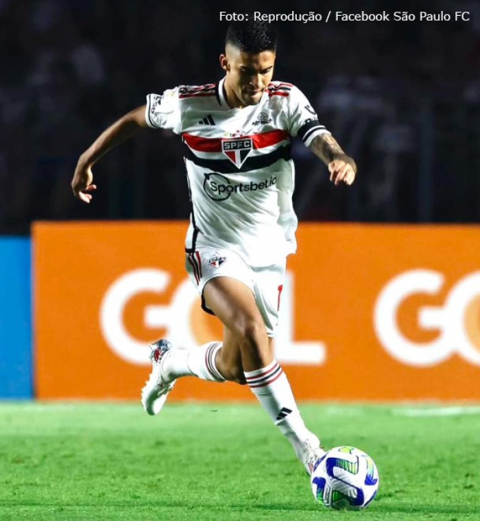São Paulo vence clássico contra o Corinthians de virada pelo Brasileirão