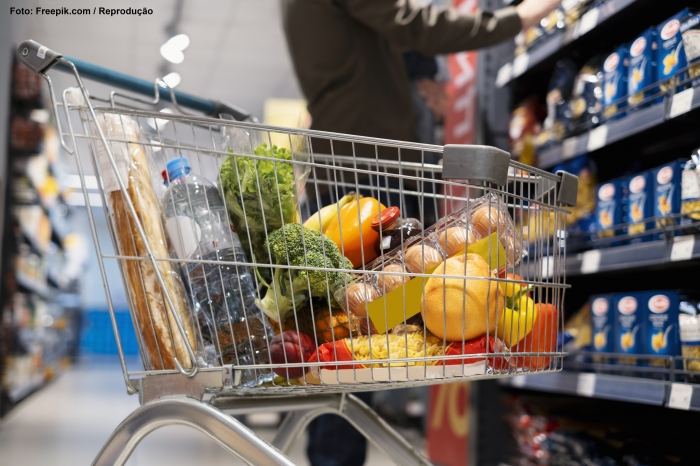 Vendas no comércio varejista do Brasil caem 0,2% em agosto, aponta pesquisa do IBGE