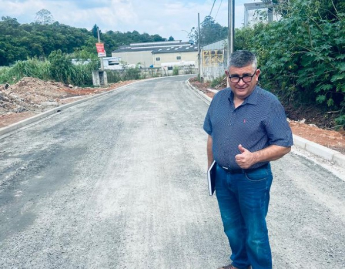 Ronaldo Pedrosa celebra anúncio de melhoria na infraestrutura das ruas do Polo Industrial Sertãozinho