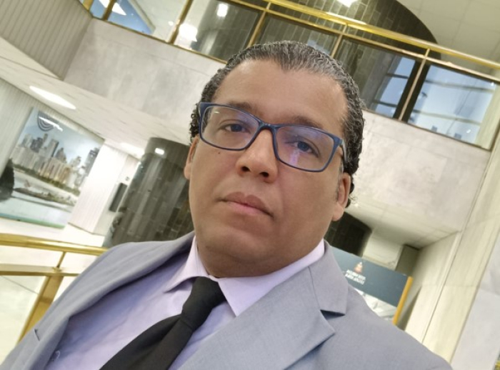 Robson Santos critica discussões superficiais na Câmara de Mauá