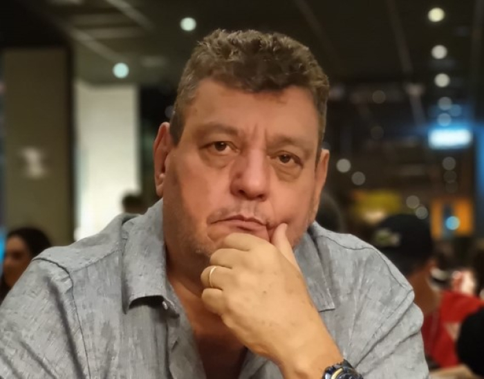 Léo Pescara busca definir filiação para fortalecer pré-candidatura a vereador
