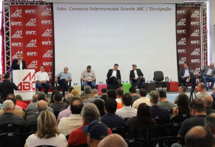 Grande ABC debate transição energética e descarbonização na mobilidade