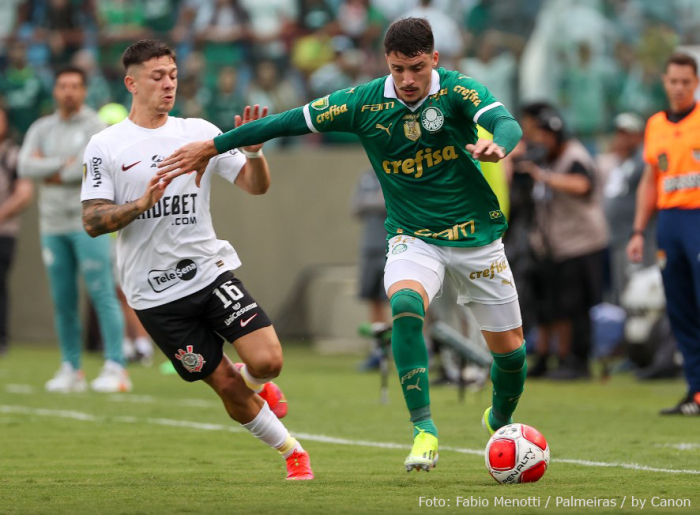 Em clássico movimentado, Palmeiras e Corinthians empatam pelo Campeonato Paulista