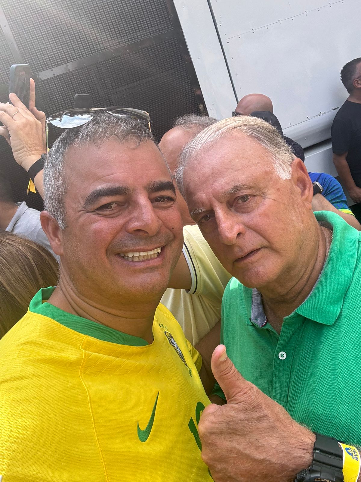 Sargento Simões junto do deputado estadual Conte Lopes