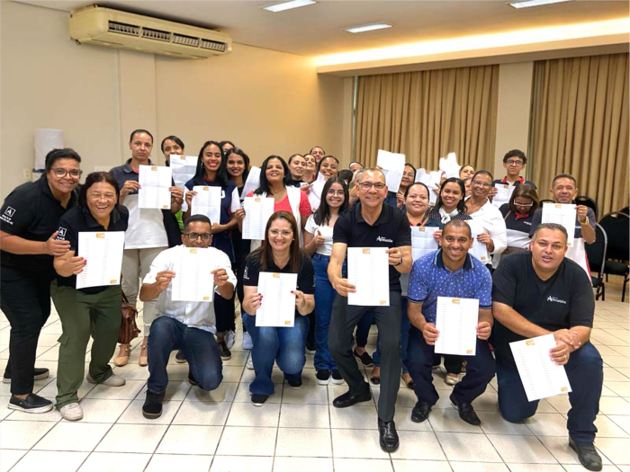 Vereador Pastor Valdeci Santos realiza reunião com assessores e apoiadores