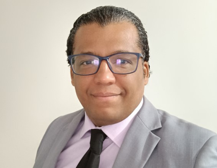 Robson Santos faz críticas e pede mudanças no cenário político mauaense