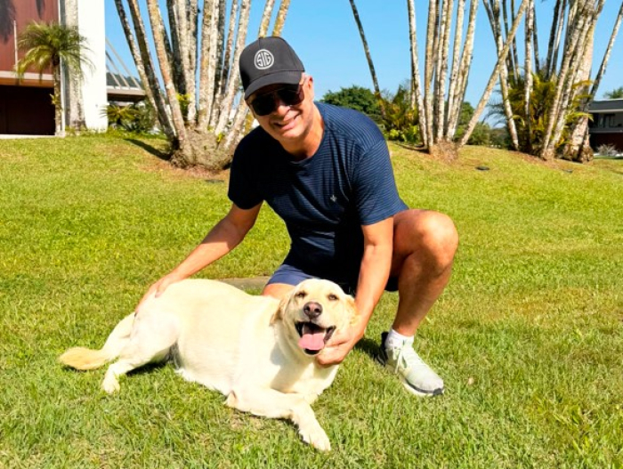 Sargento Simões propõe criação de espaços de lazer para pets em parques municipais de Mauá