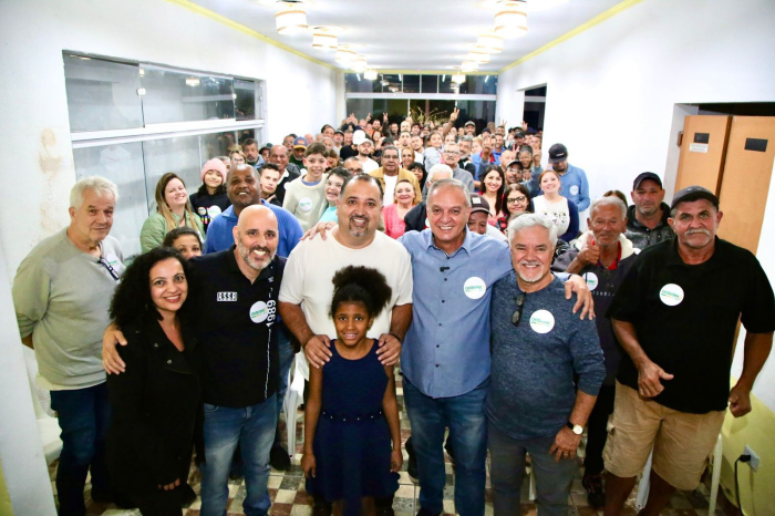 Chiquinho do Zaíra reúne mais de 300 pessoas no Jardim Zaíra com amigos do Kuka e com a presença do prefeito Marcelo Oliveira