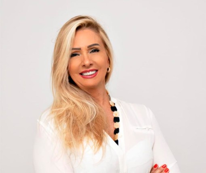 Pré-candidata a vereadora, Professora Claudia reforça a importância da mulher na política