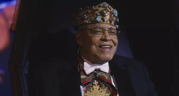 Morre o ator James Earl Jones, aos 93 anos