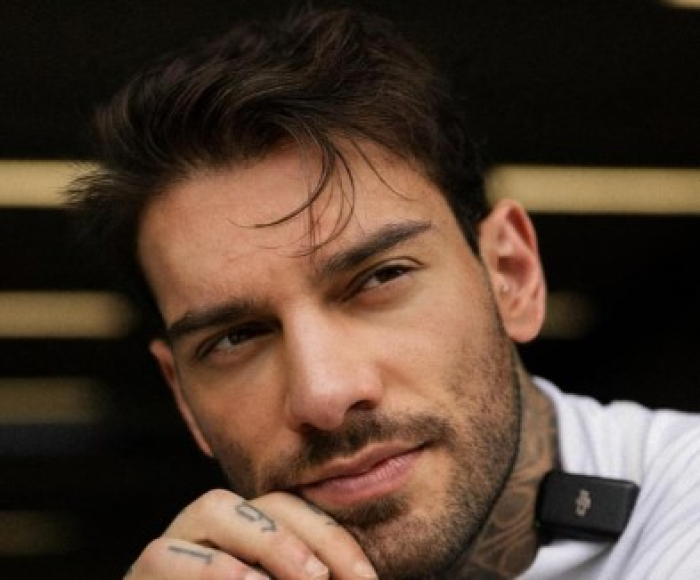 Cantor Lucas Lucco anuncia retorno à carreira musical após pausa de um ano