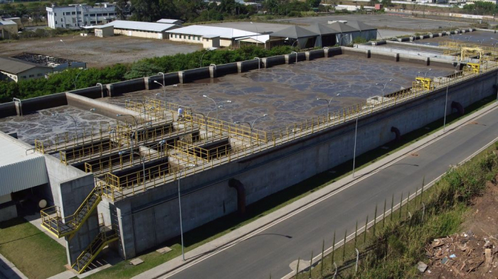BRK realizou em 2024 mais de 9.500 análises laboratoriais para garantir eficiência do tratamento do esgoto em Mauá