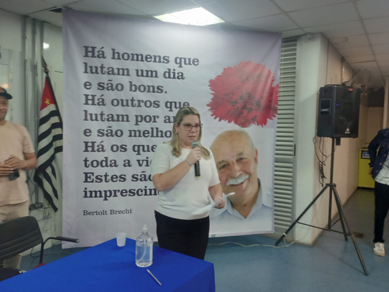 Lilian e Leandro Dias, filhos de Oswaldo Dias, relembram legado do pai. Zé Luiz Cassimiro e Juiz João destacaram luta do ex-prefeito