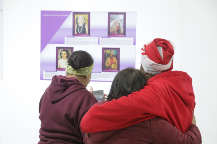 Exposição itinerante “A Trajetória de Luta das Mulheres” chega à Câmara de Vereadores de Mauá