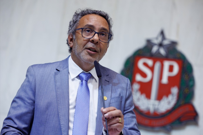 Lei que oferece tratamento a pessoas viciadas em jogos e apostas online é sancionada