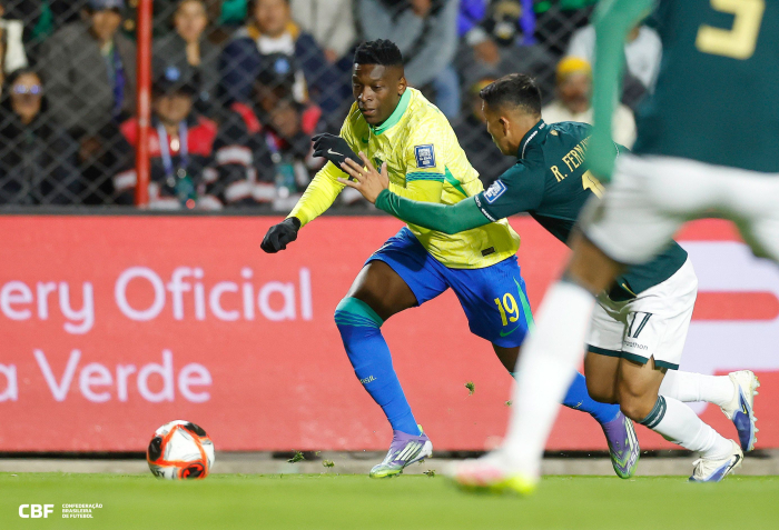 Brasil perde para a Bolívia na altitude e fecha eliminatórias em quinto lugar