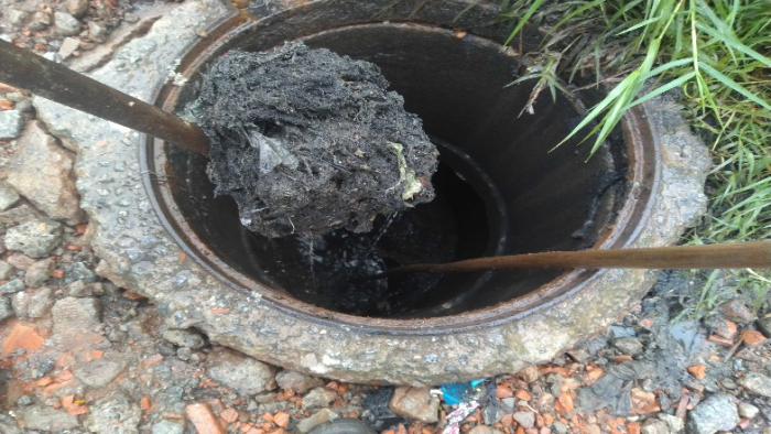 BRK destaca as principais causas de entupimento e extravasamento de esgoto nas ruas ou imóveis e orienta a população para evitar transtorno