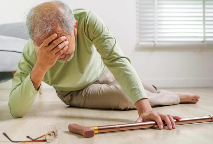 Quedas em casa: quando o risco vem dos músculos, do equilíbrio e da visão