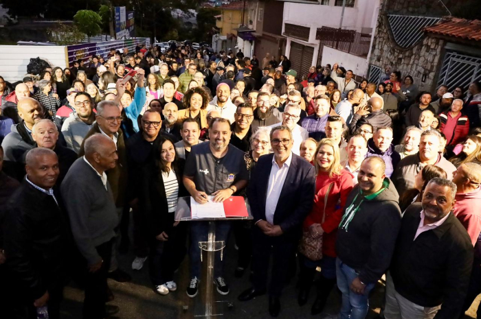 Marcelo Oliveira assina autorização para construção da quinta UPA de Mauá