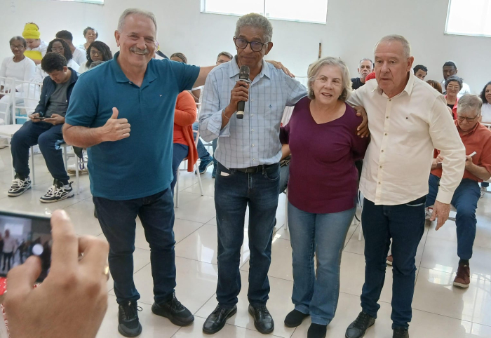 Zé Luiz Cassimiro participa de encontro no Diretório do PT de Mauá ao lado do deputado federal Vicentinho