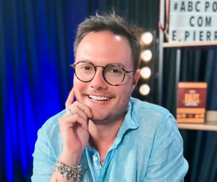 o amor também se desfaz em silêncio