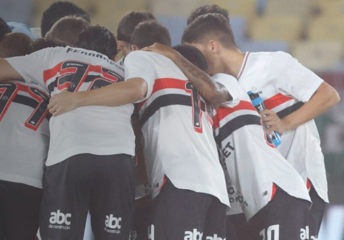 São Paulo sofre goleada histórica para o Fluminense no Campeonato Brasileiro