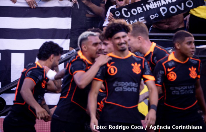 Corinthians vence a Ponte Preta na estreia do Campeonato Paulista