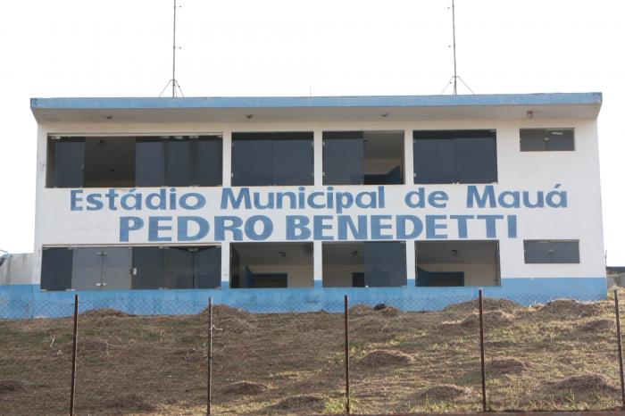 Estádio Pedro Benedetti recebe rampa de acesso para deficientes