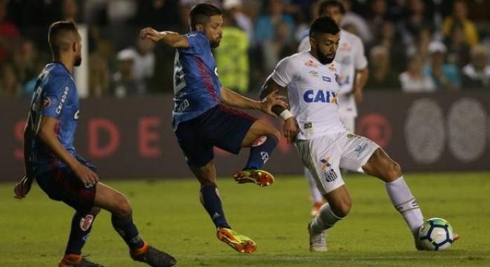 Santos e Flamengo empatam na Vila e São Paulo pode terminar rodada na liderança