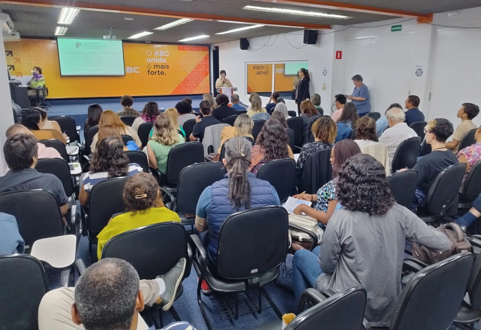 Grande ABC lança estudo sobre EJA e aponta desafio para ampliar acesso à escolarização