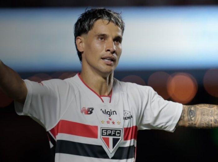 São Paulo goleia o Cruzeiro no Morumbis e reassume a vice-liderança do Campeonato Brasileiro