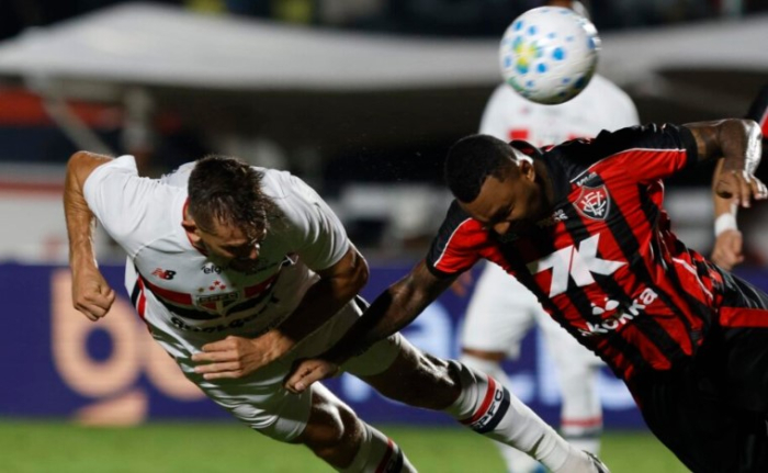 São Paulo perde para o Vitória no Barradão pelo Campeonato Brasileiro
