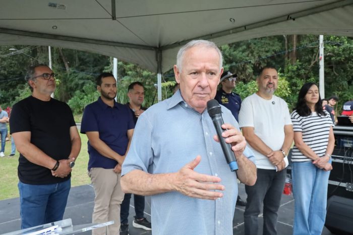 Zé Luiz Cassimiro participa de hasteamento da bandeira e reforça orgulho de Mauá no Dia do Trabalhador