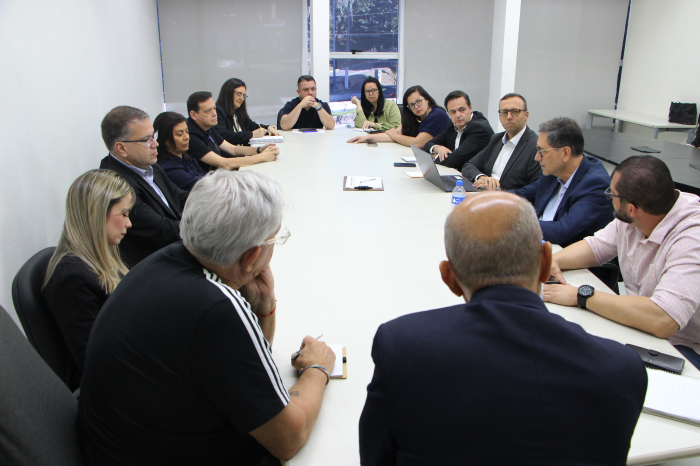 Consórcio ABC debate reforma tributária e mobilidade urbana com secretário-executivo da FNP