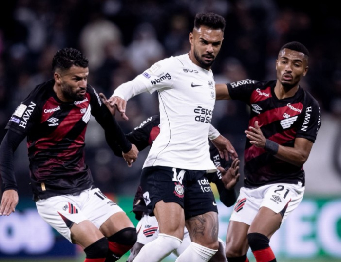 Corinthians empata sem gols com o Athletico-PR pelo Campeonato Brasileiro