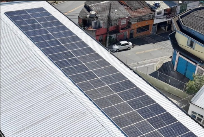 Placas de energia solar começam a ser instaladas em escolas de Mauá