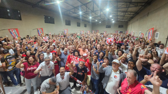 PT Mauá reúne militantes com Marcelo Oliveira e Rômulo Fernandes para agradecer apoio e fortalecer mobilização para o segundo turno de Lula