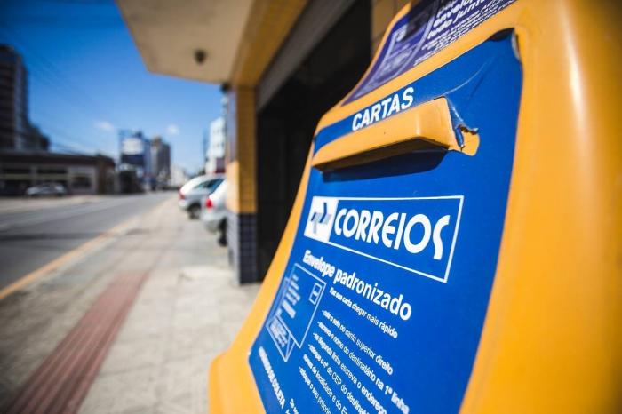Funcionários dos Correios aceitam proposta do TST e descartam greve