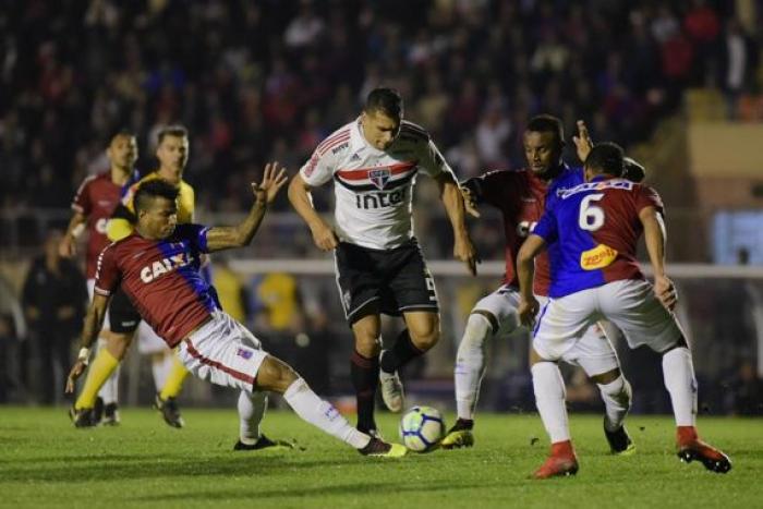 São Paulo só empata com lanterna e vantagem na liderança cai para um ponto
