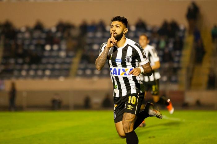 Santos vence Paraná fora de casa e está em oitavo no Brasileirão