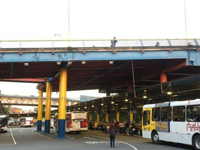 Mulher é atropelada dentro do Terminal Municipal de Mauá
