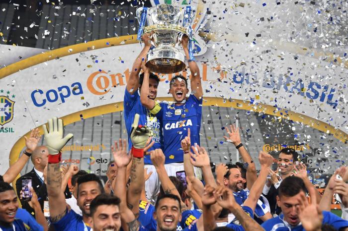 Cruzeiro vence mais uma vez Corinthians e conquista sexto título da Copa do Brasil