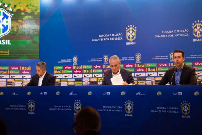 Tite convoca seleção para últimos amistosos do ano