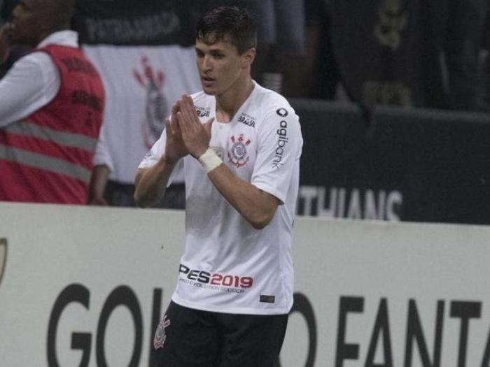 Corinthians vence Vasco em Itaquera e se distancia da zona de rebaixamento