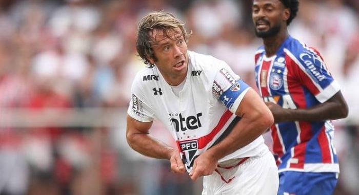 São Paulo e Bahia ficam no empate no Morumbi e ficam de fora da Libertadores 2018