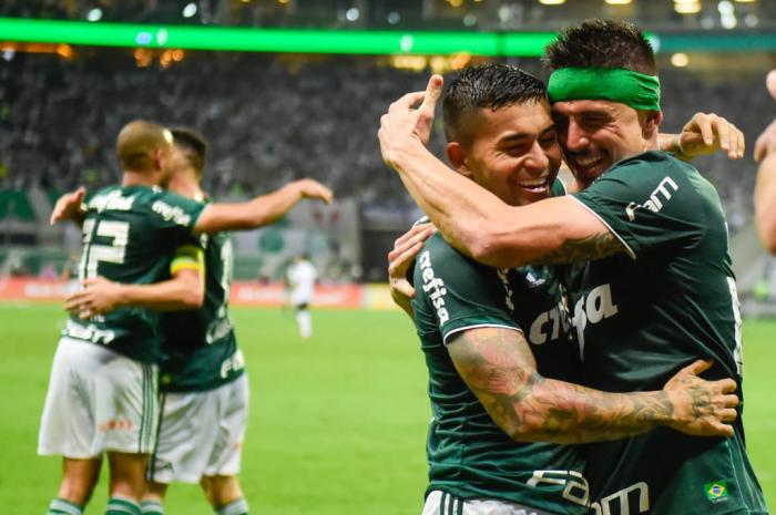 Palmeiras goleia América-MG e está próximo de conquistar o Brasileirão
