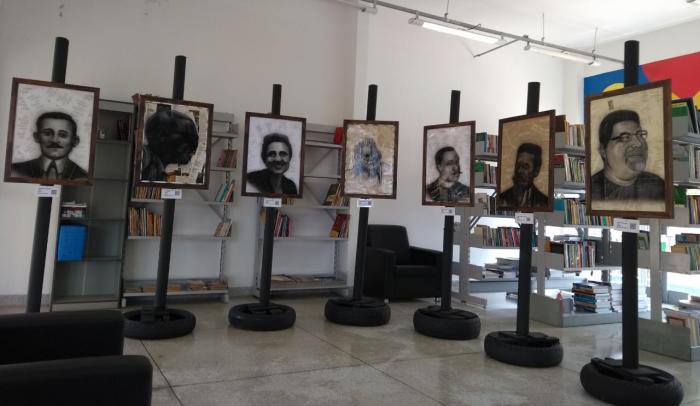 Artista plástico apresenta exposição em Mauá