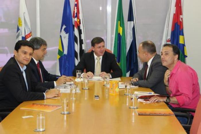 Eleição do novo presidente do Consórcio Intermunicipal do Grande ABC fica para o dia 11 de dezembro